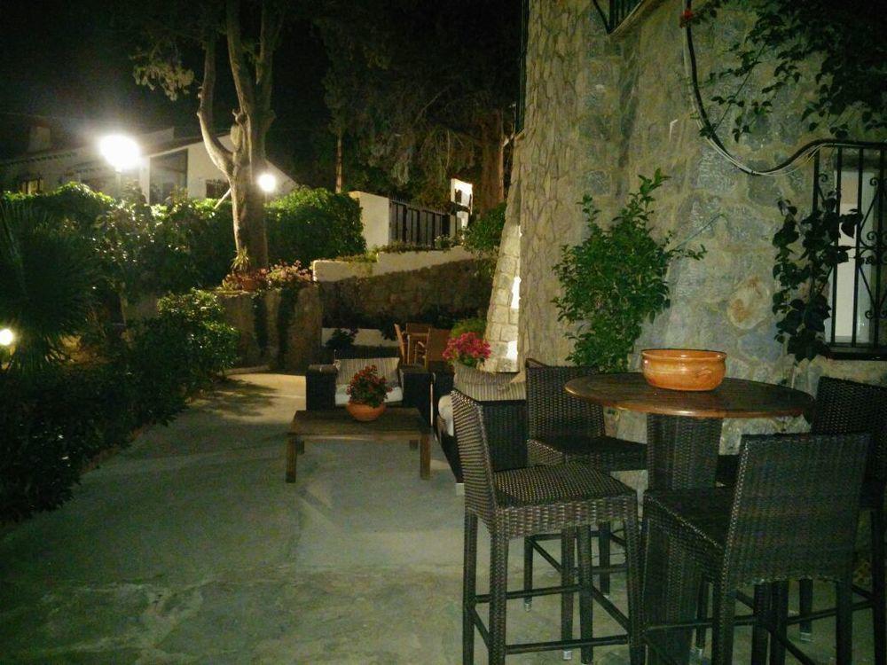 Hostal Boutique Los Geranios Del Pinar Torremolinos Ngoại thất bức ảnh