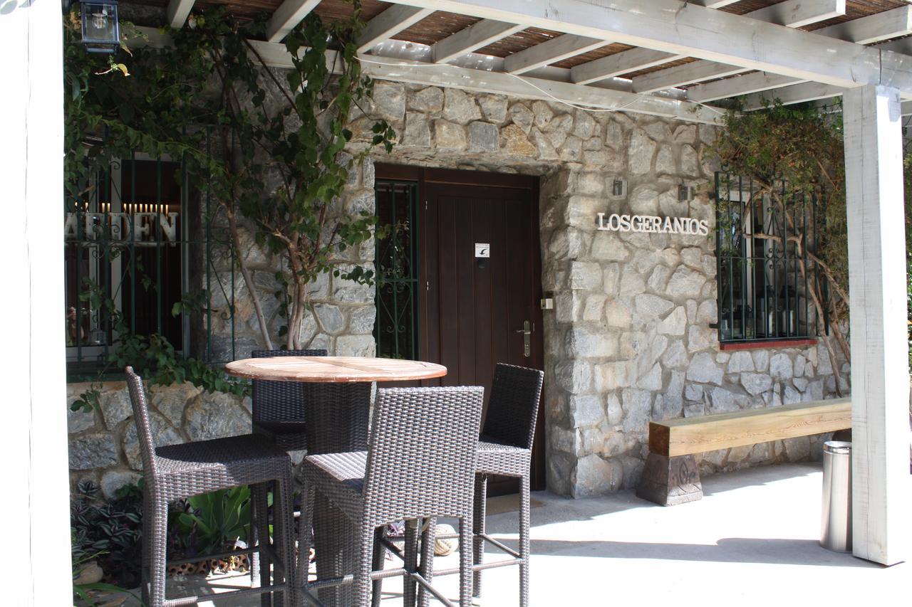 Hostal Boutique Los Geranios Del Pinar Torremolinos Ngoại thất bức ảnh