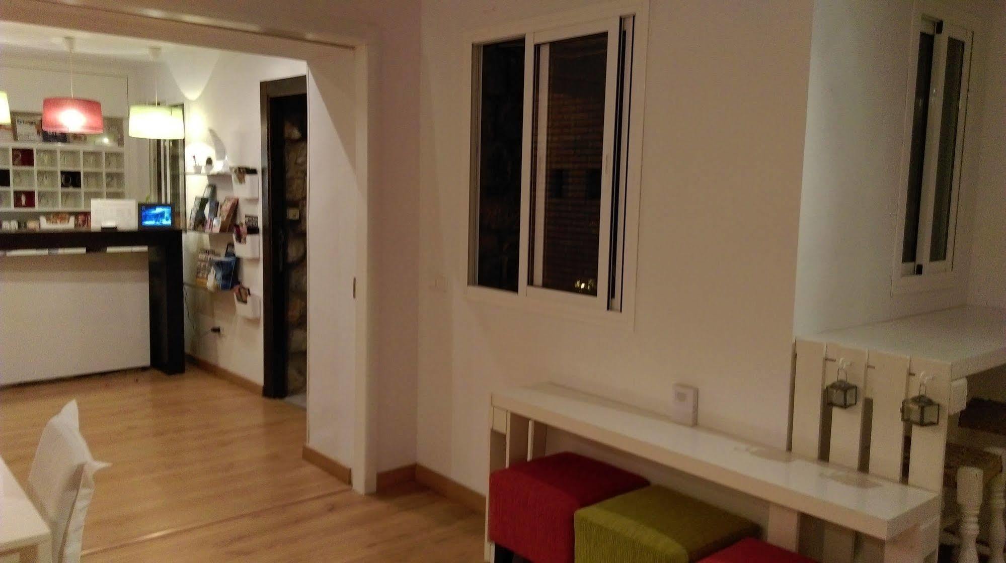 Hostal Boutique Los Geranios Del Pinar Torremolinos Ngoại thất bức ảnh